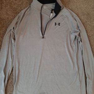 Under Armour pullover